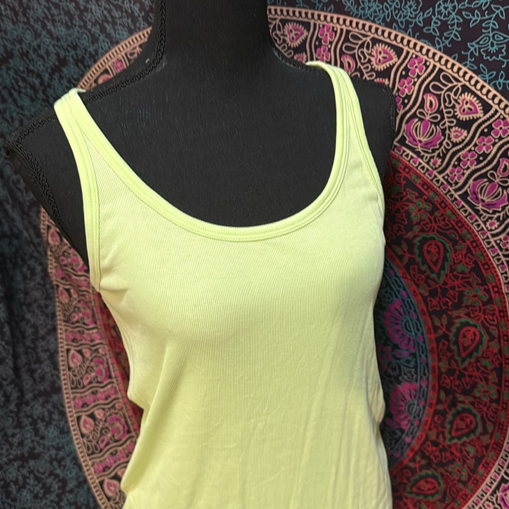 NEW LULULEMON RACERBACK RIBBED TANK TOP🖤